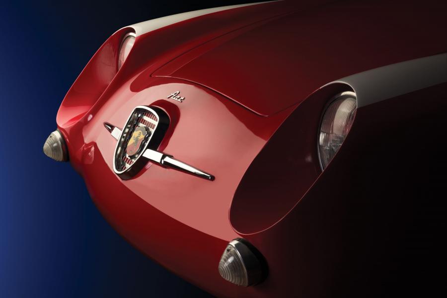 Детали экстерьера Fiat Abarth 750GT 1956 года  (фото 5 из 35)